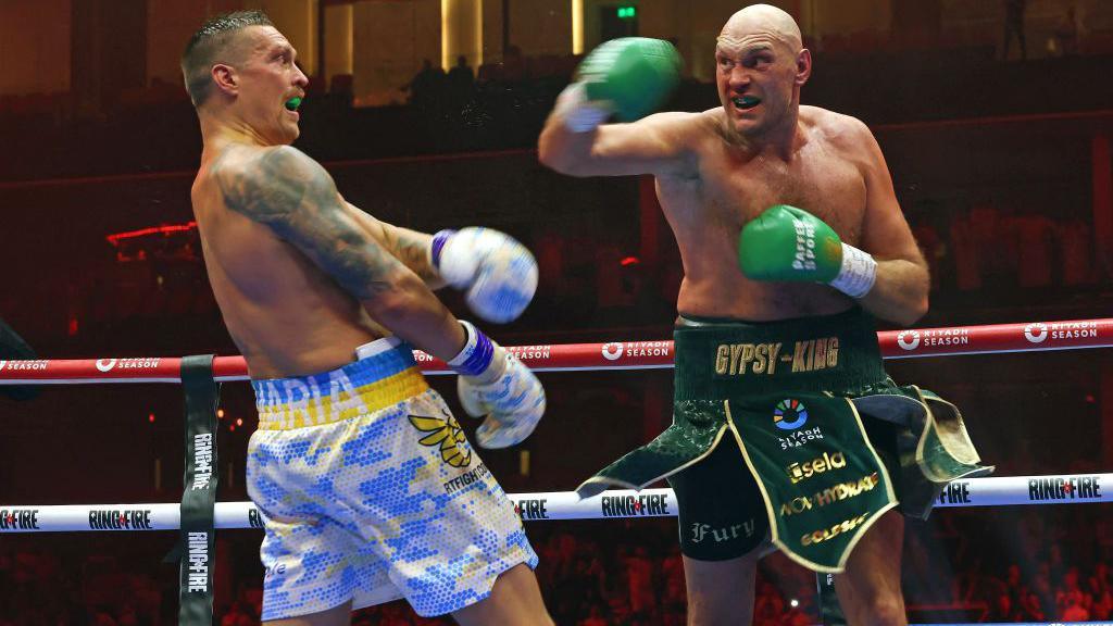 Tyson Fury vs. Oleksandr Usyk 2: A Heavyweight Boxing Showdown